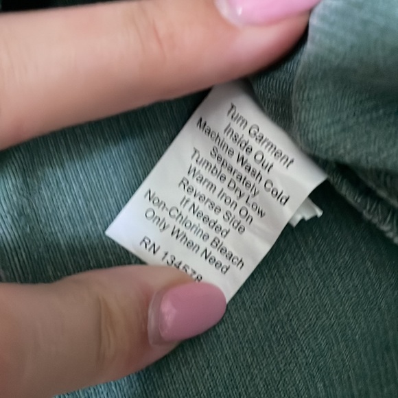 Vineyard vines corduroy green mini skirt - Picture 5 of 8